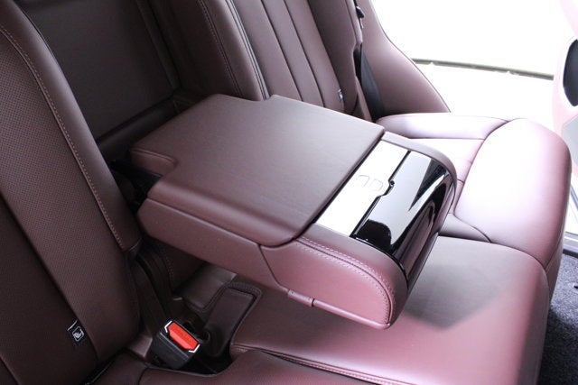 2024 Land Rover Range Rover SE