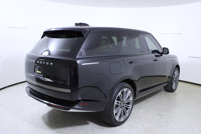 2024 Land Rover Range Rover SE