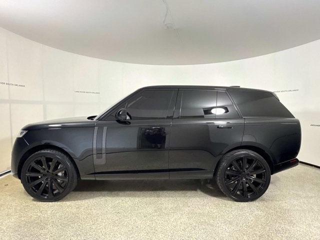 2023 Land Rover Range Rover SE