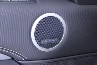 2025 Land Rover Discovery Dynamic SE