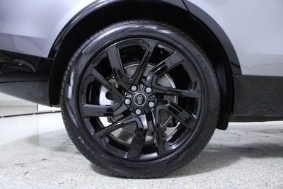 2025 Land Rover Discovery Dynamic SE