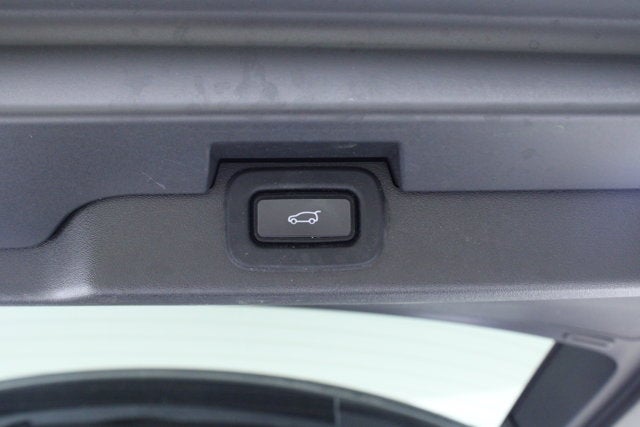 2023 Land Rover Discovery S R-Dynamic