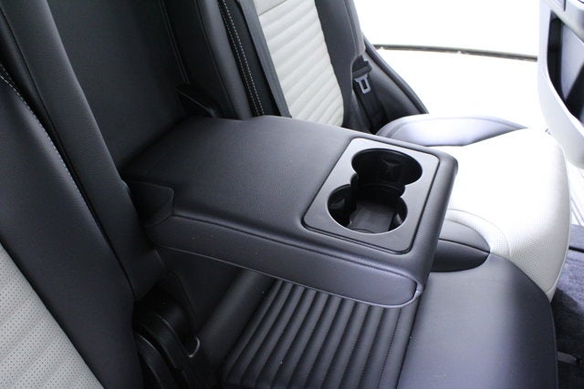 2023 Land Rover Discovery S R-Dynamic