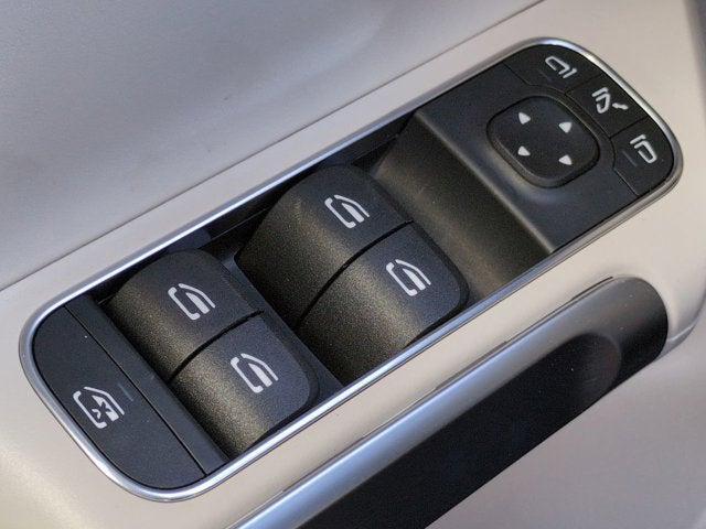 2025 Mercedes-Benz GLB GLB 250