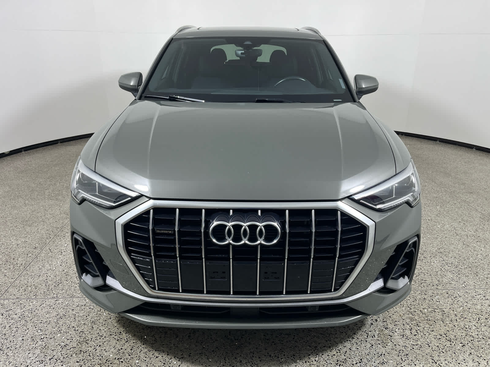 2023 Audi Q3 Premium 45 TFSI S line quattro Tiptronic