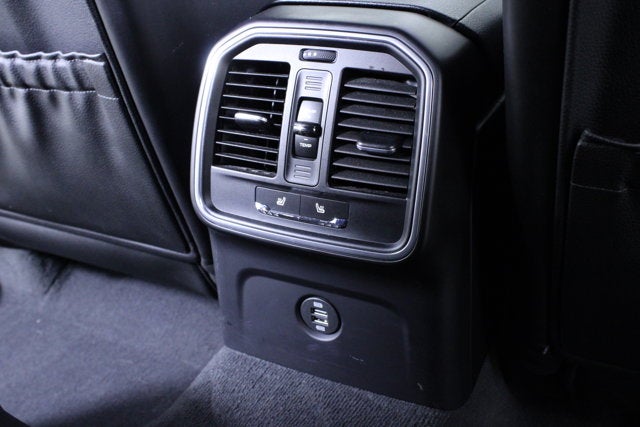 2018 Porsche Macan Base