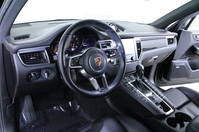 2018 Porsche Macan Base