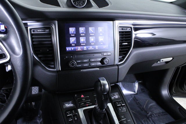 2018 Porsche Macan Base