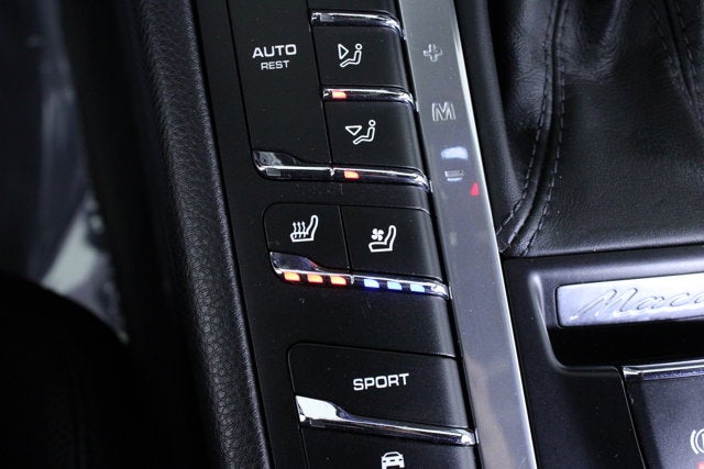 2018 Porsche Macan Base