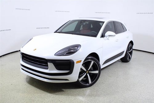 2022 Porsche Macan Base