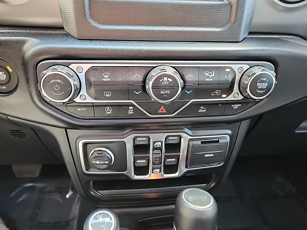 2022 Jeep Wrangler Willys