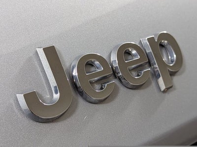 2023 Jeep Grand Cherokee Limited 4x2