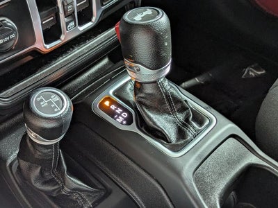2025 Jeep Wrangler 4xe Sahara 4x4