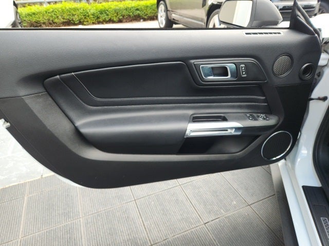 2022 Ford Mustang Mach 1