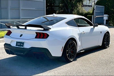 2025 Ford Mustang Dark Horse