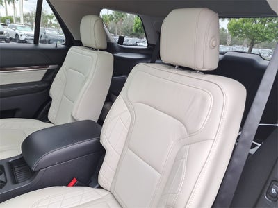 2019 Ford Explorer Platinum