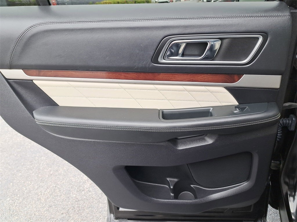 2019 Ford Explorer Platinum