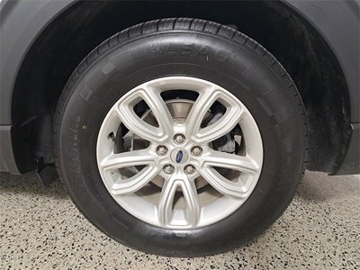 2020 Ford Explorer Base