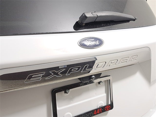 2020 Ford Explorer Base