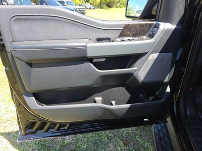 2022 Ford F-150 Lightning Lariat