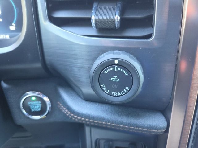 2022 Ford F-150 Lightning Lariat