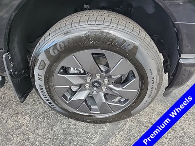 2023 Ford F-150 Lightning XLT