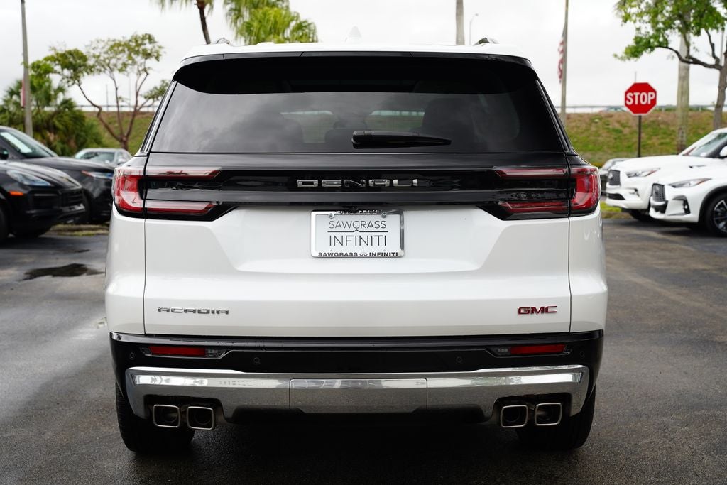 2024 GMC Acadia Denali