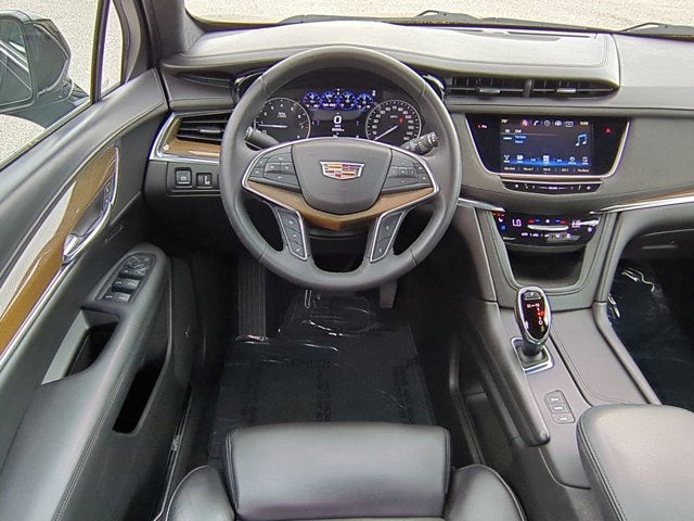 2017 Cadillac XT5 Platinum AWD