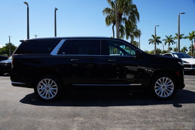 2023 Cadillac Escalade ESV Luxury Diesel