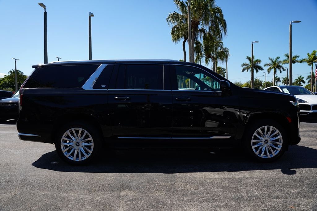 2023 Cadillac Escalade ESV Luxury Diesel