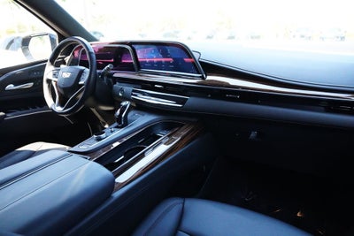 2023 Cadillac Escalade ESV Luxury Diesel