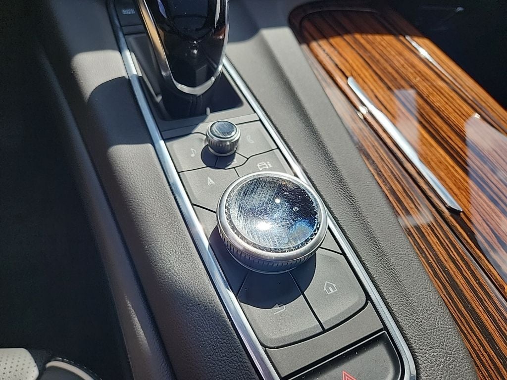 2024 Cadillac Escalade ESV Premium