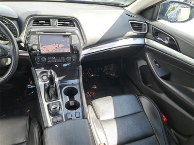 2022 Nissan Maxima SV