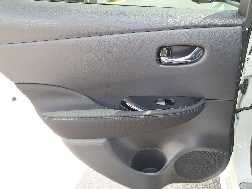 2024 Nissan LEAF SV Plus