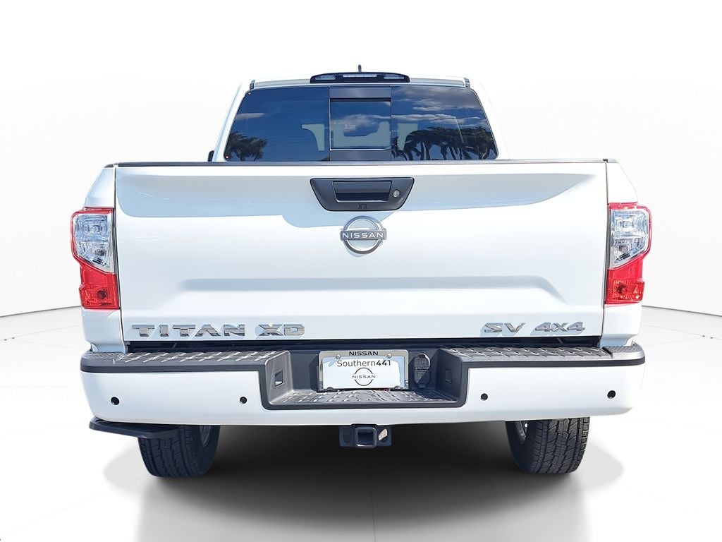 2024 Nissan Titan XD SV