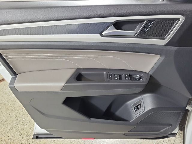 2022 Volkswagen Atlas 3.6L V6 SEL R-Line