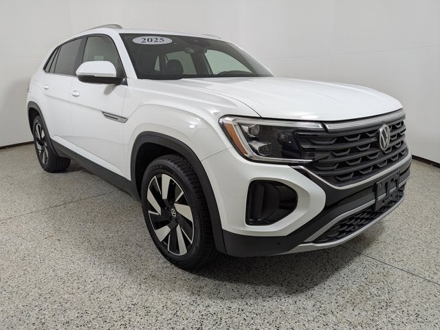 2025 Volkswagen Atlas Cross Sport 2.0T SE w/Technology 4MOTION