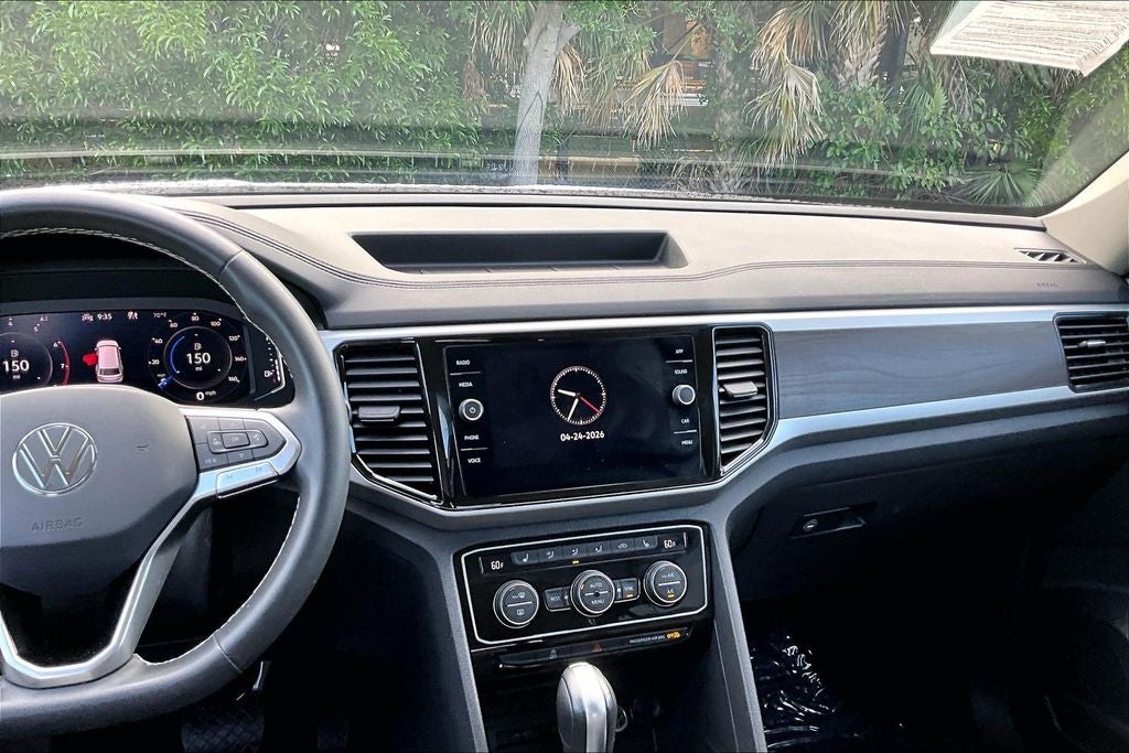 2023 Volkswagen Atlas 3.6L V6 SE w/Technology