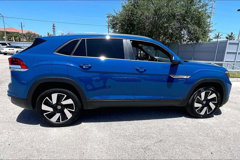 2025 Volkswagen Atlas Cross Sport 2.0T SE w/Technology