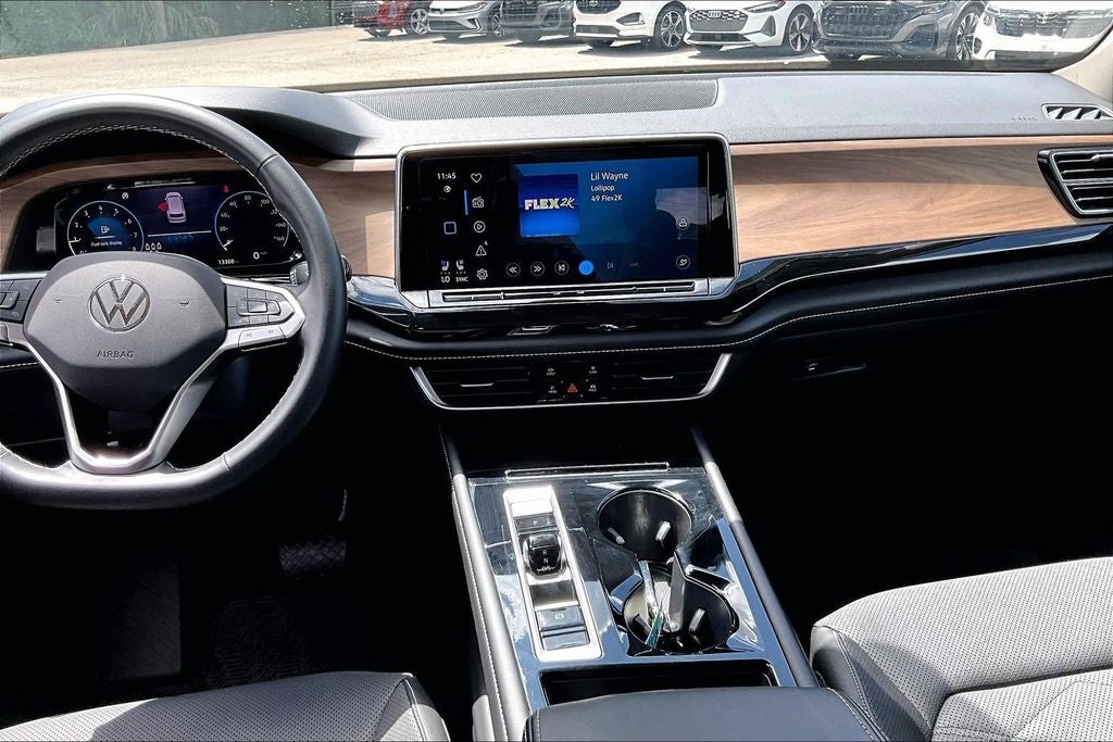 2024 Volkswagen Atlas 2.0T SE w/Technology