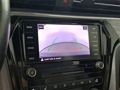 2022 Volkswagen Passat 2.0T R-Line