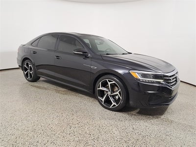 2022 Volkswagen Passat 2.0T R-Line