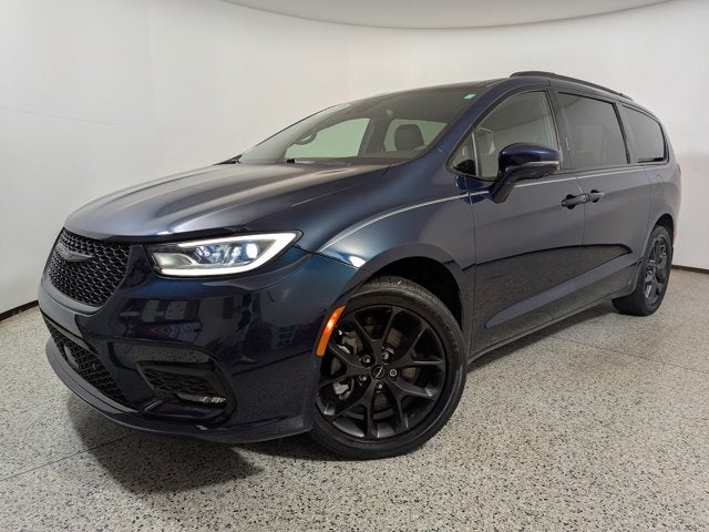 2022 Chrysler Pacifica Touring L AWD