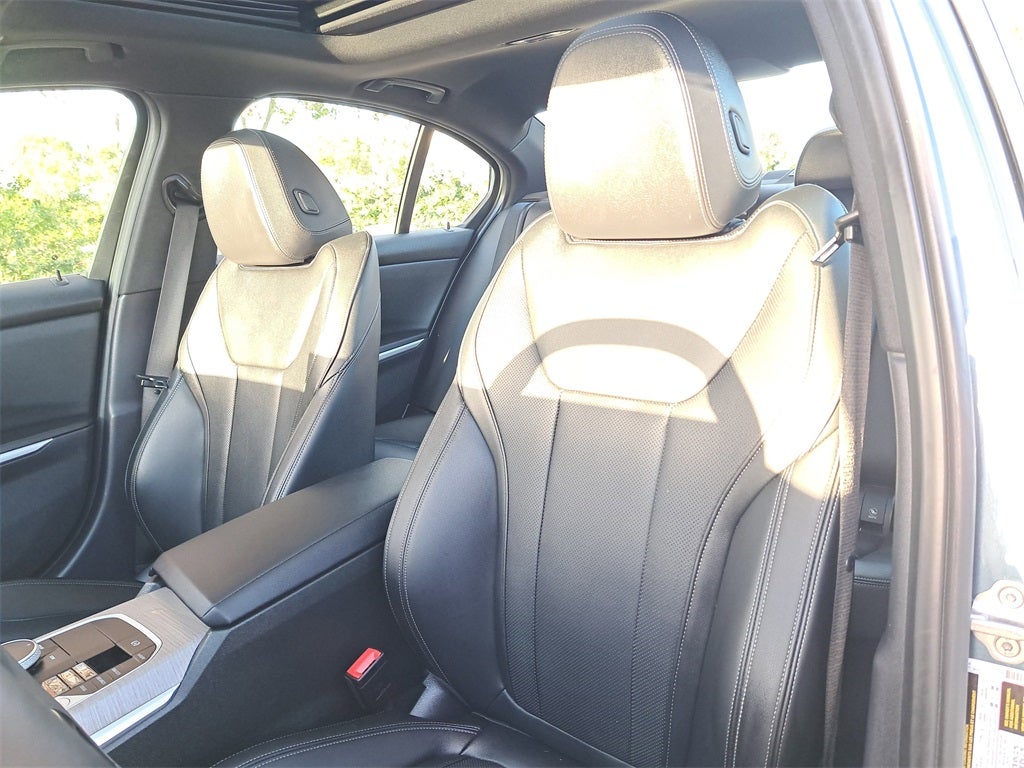 2025 BMW 3 Series 330i