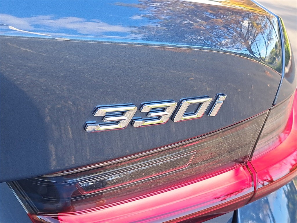2025 BMW 3 Series 330i