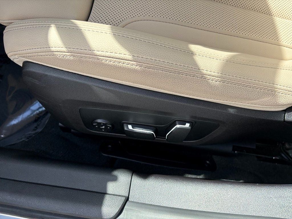 2026 BMW 3 Series 330i