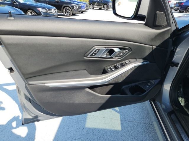 2023 BMW 3 Series 330i xDrive