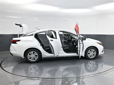 2025 Nissan Versa 1.6 S