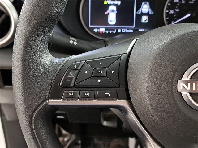 2024 Nissan Versa 1.6 SV