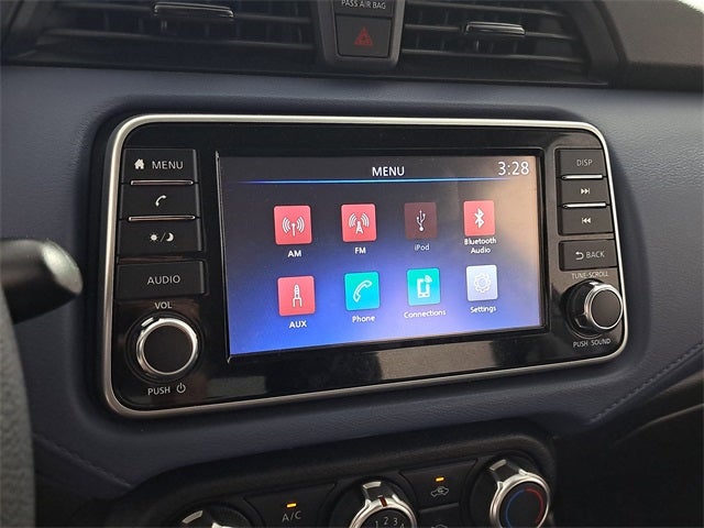 2024 Nissan Versa 1.6 SV